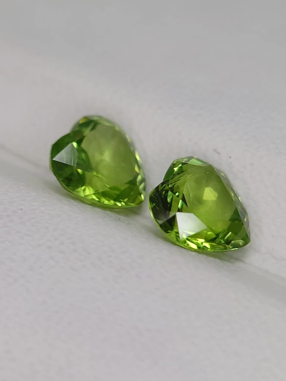 1.9ct & 1.85ct Natural Heart Faceted Peridot Pair from Pakistan — view 1